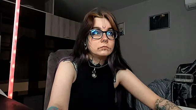 Snapshot of HighelikeGirl chatting on October 12, 2025, 9:43 am HighelikeGirl online show from October 12, 2025, 9:43 am