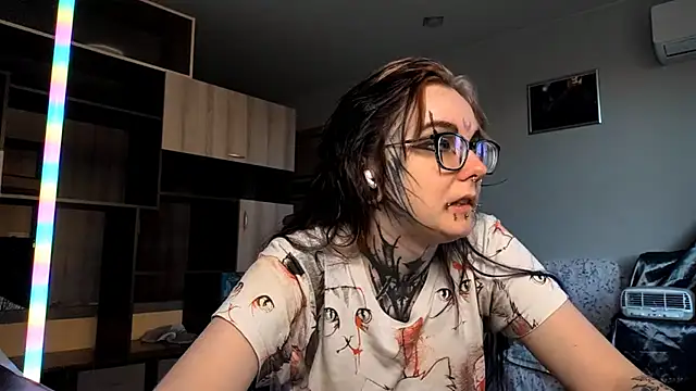 Snapshot of HighelikeGirl chatting on October 6, 2025, 2:07 pm HighelikeGirl online show from October 6, 2025, 2:07 pm