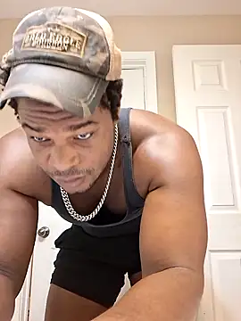 KeYBuMp323 online show from September 26, 2025, 2:35 pm