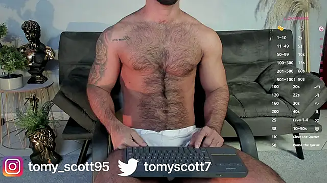 tomy scott online show from December 4, 2025, 8:57 am