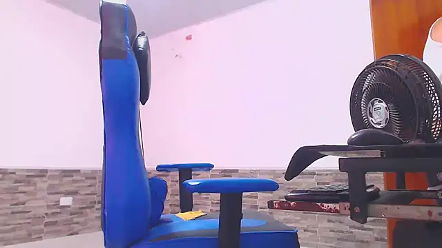 mister cum1999 online show from November 11, 2025, 4:35 pm