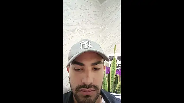 JuanchoAfpa online show from October 24, 2025, 3:27 am