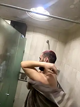   Damian    online show from September 21, 2025, 10:04 pm