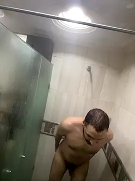   Damian    online show from September 29, 2025, 11:32 pm