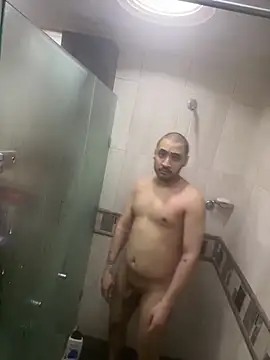   Damian    online show from October 14, 2025, 11:36 pm