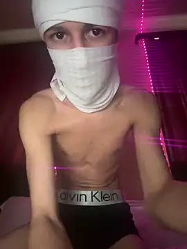 holydirt luxeno1 online show from January 14, 2026, 11:58 am