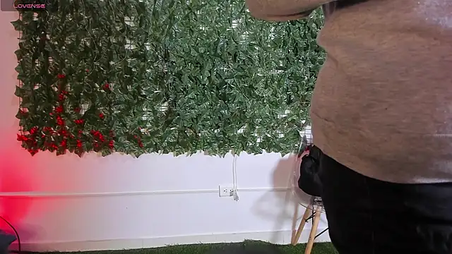 BellaRoux1 online show from February 14, 2026, 12:27 pm