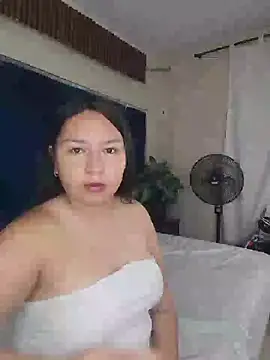 BellaRoux1 online show from February 25, 2026, 12:16 pm