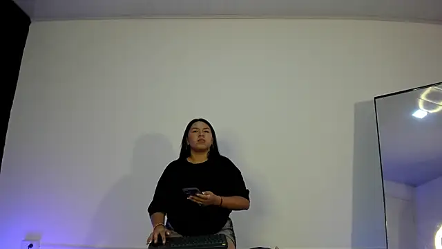 BellaRoux1 online show from September 20, 2025, 11:59 am