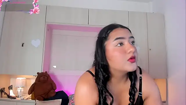 Snapshot of LilyWhitney chatting on September 12, 2025, 5:35 pm LilyWhitney online show from September 12, 2025, 5:35 pm