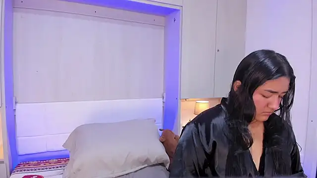 Snapshot of LilyWhitney chatting on November 20, 2025, 4:35 am LilyWhitney online show from November 20, 2025, 4:35 am