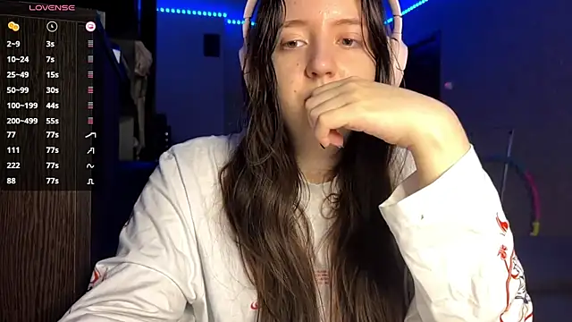 Snapshot of LauretteRagar chatting on October 1, 2025, 5:17 pm LauretteRagar online show from October 1, 2025, 5:17 pm