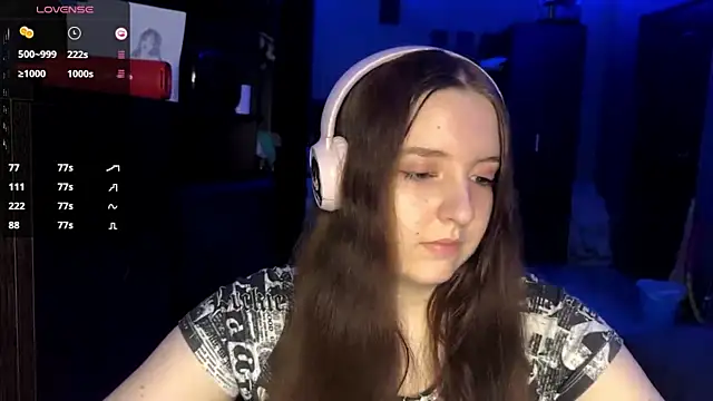 Snapshot of LauretteRagar chatting on September 10, 2025, 4:17 pm LauretteRagar online show from September 10, 2025, 4:17 pm