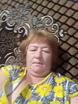 NikaLove49011 online show from September 13, 2025, 9:04 pm