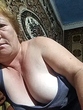 NikaLove49011 online show from September 25, 2025, 3:12 am