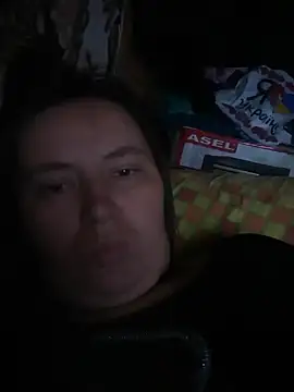 Romashka33011 online show from November 20, 2025, 8:37 am