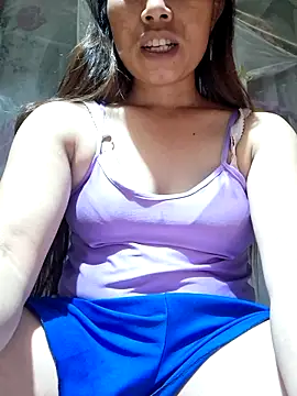 mo4mh online show from April 13, 2026, 2:10 pm