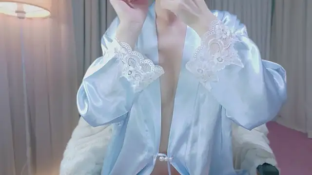 Vessi-babe online show from February 7, 2026, 4:15 pm