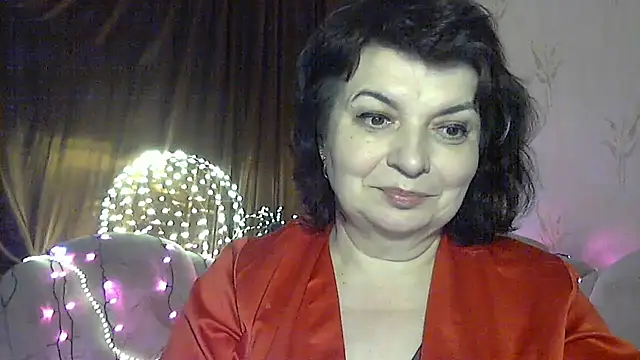 Snapshot of LedyNika chatting on December 15, 2025, 7:52 pm LedyNika online show from December 15, 2025, 7:52 pm