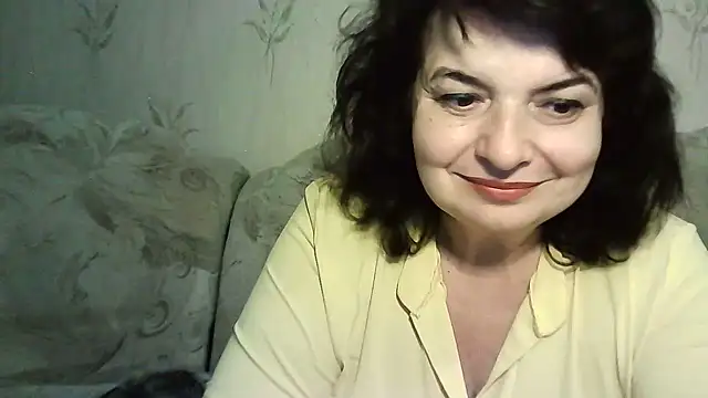 Snapshot of LedyNika chatting on July 10, 2026, 7:47 pm LedyNika online show from July 10, 2026, 7:47 pm