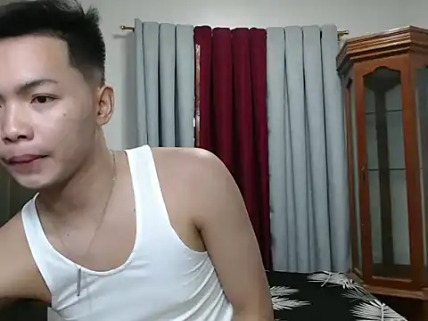 hot emman online show from October 2, 2025, 11:52 pm