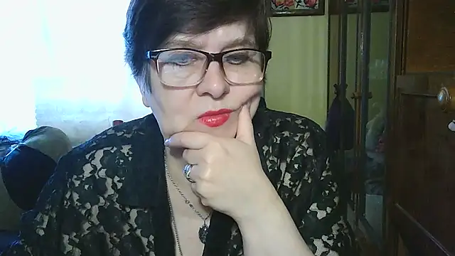 VeronicaGold511 online show from April 5, 2026, 7:15 am