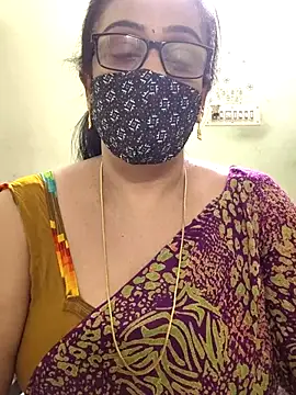 sweet-lotus online show from April 14, 2026, 5:23 am