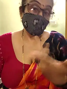 sweet-lotus online show from October 16, 2025, 5:27 am