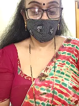 sweet-lotus online show from December 17, 2025, 4:17 am