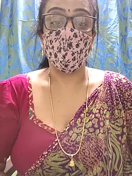 sweet-lotus online show from April 10, 2026, 7:32 pm