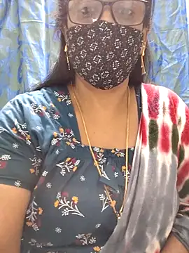 sweet-lotus online show from March 11, 2026, 11:54 pm