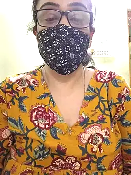 sweet-lotus online show from April 16, 2026, 6:03 am