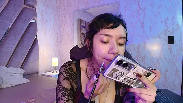 Snapshot of redd_pandaa chatting on May 10, 2026, 3:43 am redd pandaa online show from May 10, 2026, 3:43 am