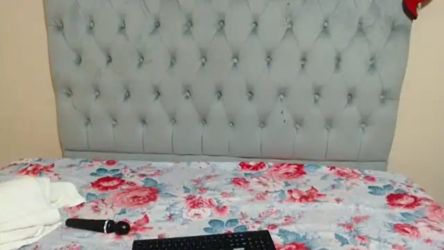 Babysex32 online show from February 7, 2026, 9:12 pm