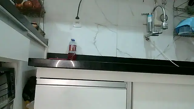 misticamey online show from April 14, 2026, 11:26 am