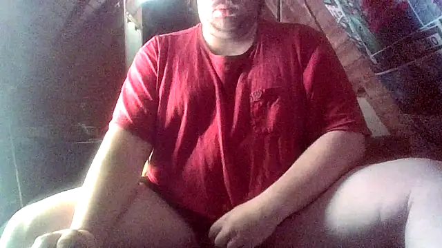 chubbyDavid1998 online show from November 9, 2025, 3:49 pm