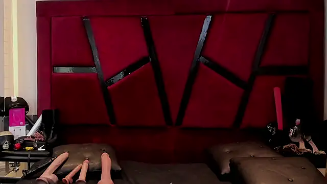 AlliceJelany online show from October 5, 2025, 8:21 pm