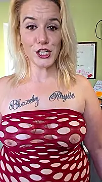 RhondaRump online show from November 4, 2025, 4:00 pm