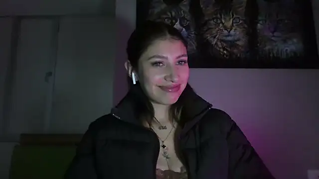 AriaBliss- online show from September 25, 2025, 3:23 am