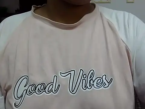 mary jones6 online show from October 22, 2025, 9:09 am