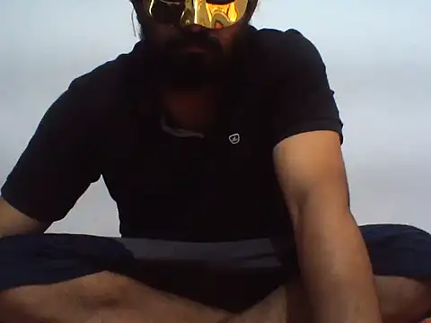 couplehy online show from September 28, 2025, 9:16 am