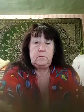 CrystalLime6411 online show from November 13, 2025, 8:40 am