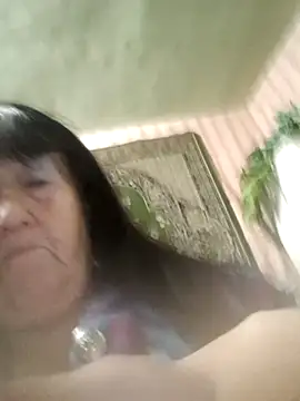 CrystalLime6411 online show from October 2, 2025, 5:27 pm