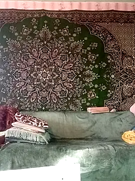 CrystalLime6411 online show from February 22, 2026, 1:24 pm