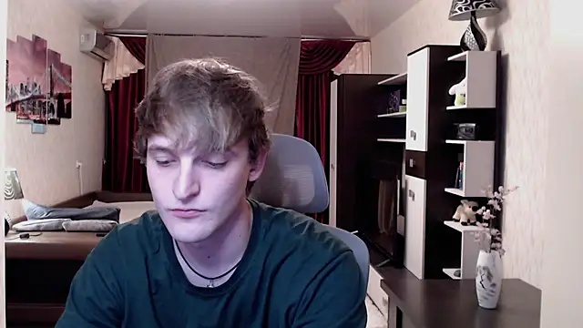 Playersuperstar online show from September 8, 2025, 9:03 pm