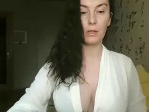 KatalinaQE online show from October 9, 2025, 8:04 am