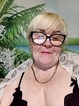 VioletSweet5566 online show from March 26, 2026, 6:39 pm