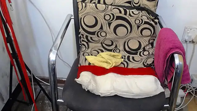 Ozimpho online show from October 7, 2025, 9:05 pm