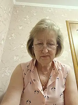 Snapshot of AlikaSwan5821 chatting on June 10, 2026, 1:12 pm AlikaSwan5821 online show from June 10, 2026, 1:12 pm
