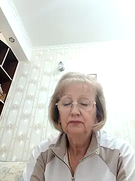 AlikaSwan5821 online show from October 22, 2025, 6:51 pm